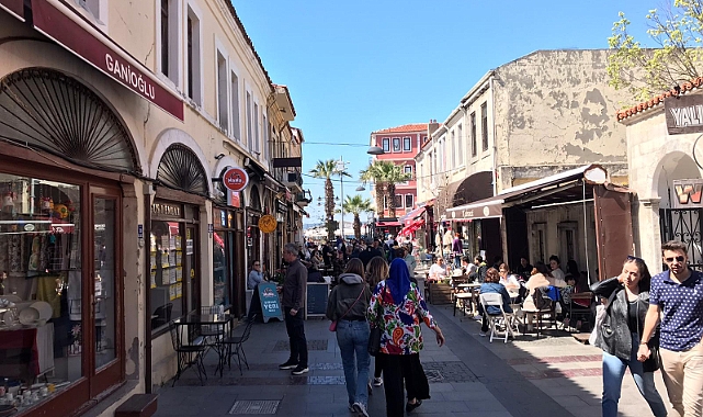 Çanakkale'de Bayram öncesi kuru kalabalık