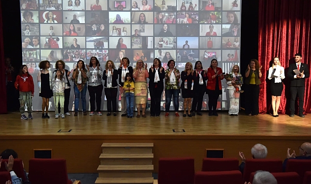 Çanakkaleliler “Cumhuriyetin Getirdikleri” konferansında buluştu