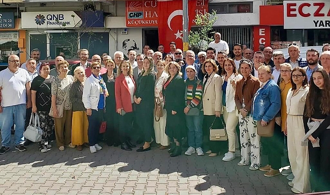 CHP Küçükkuyu'da bayramlaştı