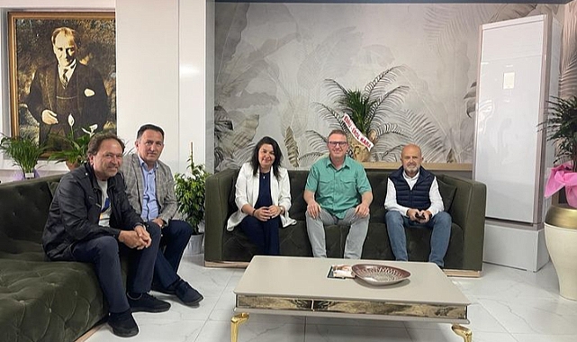 "Dr. Emrah Direk, Esenler Mahallesi'nde yeni Muayene Birliği'nde ziyaret edildi"