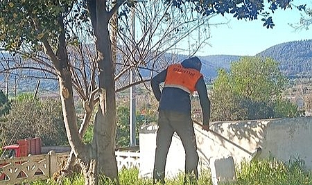 Eceabat Belediyesi, kabristanlık ve parkların bakım ve onarımlarını tamamladı