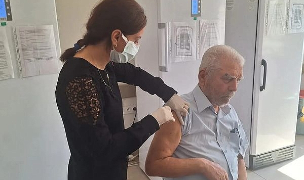Gelibolu'da Hac adayları aşılandı