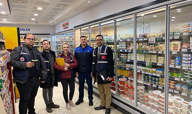 Kepez'de fiyat etiketi kontrolü