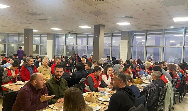 Kızılay’dan iftar programı