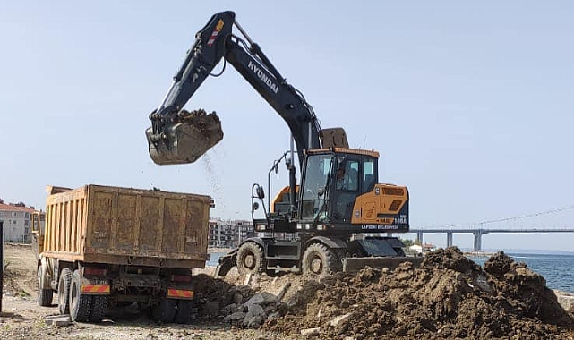 Lapseki'de bakım ve onarım çalışmaları devam ediyor