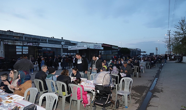 Lapseki'de Gönül Sofrası