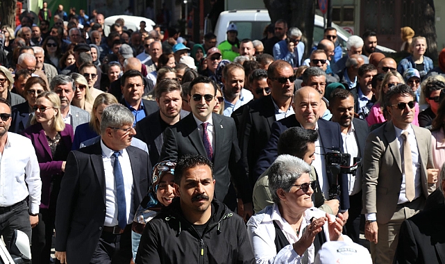 Makas, belediye başkanlarının mazbata törenlerine katıldı