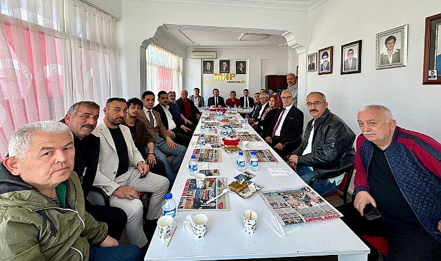 MHP Çanakkale İl Başkanlığı, teşkilat ve vatandaşlar ile bayramlaşma programını gerçekleştirdi