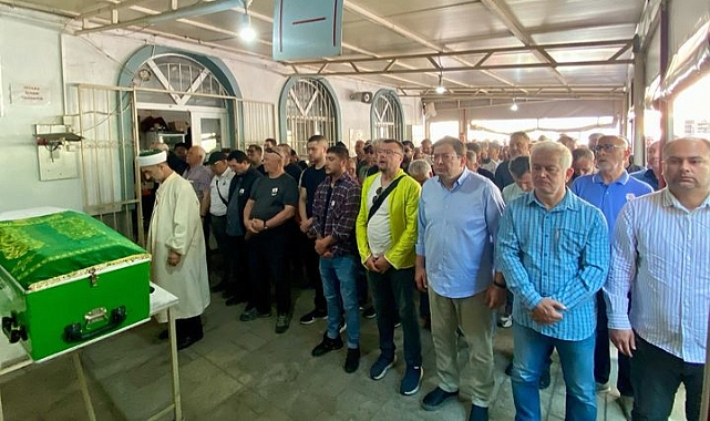 Muharrem Erkek, Barbaros Mahallesi'nin sevilen ismi Zafer Çağatay için başsağlığı mesajı paylaştı