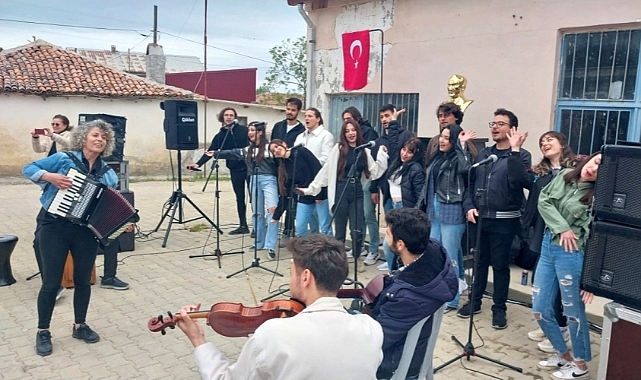 Musaköy'de çocuklar doyasıya eğlendiler