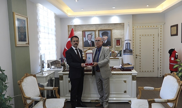Tahir Öztürk, Vali Aktaş’ı ziyaret etti