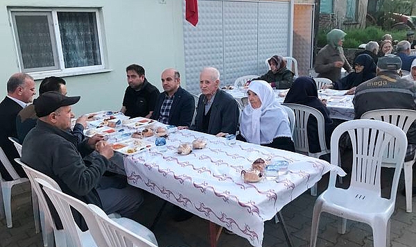 Terzialan Beldesi'nde Şehit Binbaşı Ercan Kurt'un anısına iftar yemeği düzenlendi