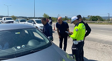 Vali Aktaş, bayram dönüşü trafik tedbirlerini denetledi