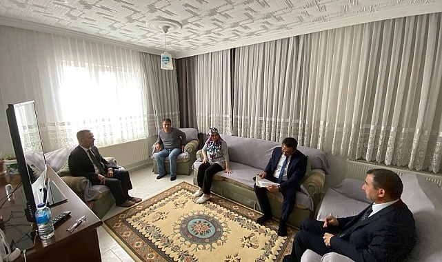 Vali Aktaş, vatandaşları ziyaret ediyor