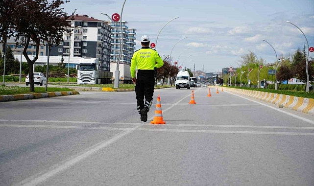 Yerlikaya, Bayram tatilinin 8. gününde 628 trafik kazasının meydana geldiğini açıkladı