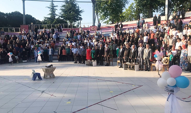 4-6 yaş öğrencilerinden yılsonu gösterisi