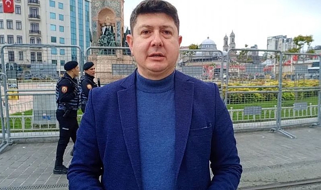 Adnan İlter, Taksim anıtı önünden 1 Mayıs'ı kutladı