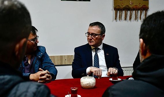 Alper Şen, mahalle ziyaretlerini sürdürüyor