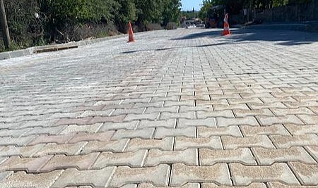Ayvacık'ta sanayi yolu yapım çalışmaları devam ediyor