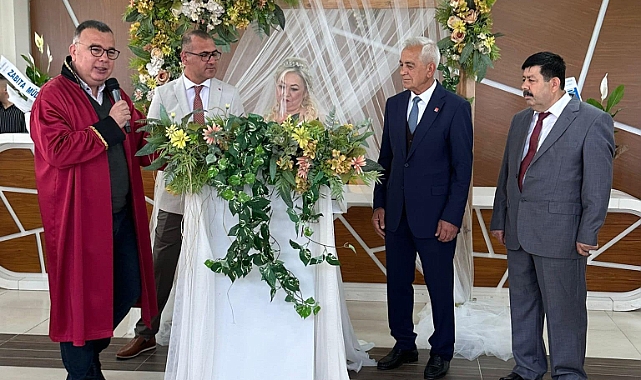 Başkan Arslan, personellerin nikahını kıydı