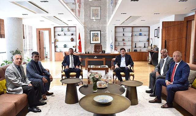 Başkan Erkek konuklarını ağırladı