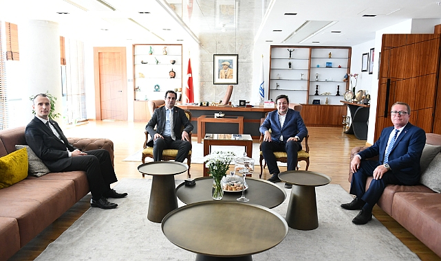 Başkan Erkek ziyaretçilerini ağırladı