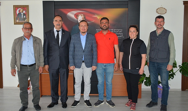 Başkan Öztürk ziyaretçilerini ağırladı