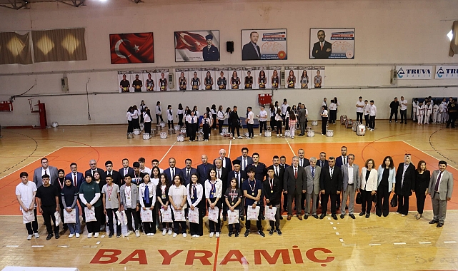 Bayramiç'te 19 Mayıs kutlaması