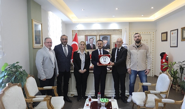 ‘Beşiktaşlılar’dan Vali Aktaş’a ziyaret