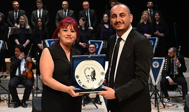 Biga Belediyesi Korosu, Türk Halk Müziği konseriyle sanatseverlerle buluştu