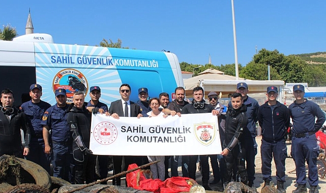 Bozcaada'da Dünya Çevre Günü için temizlik