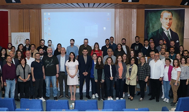 Çanakkale Barosu ve Türkiye Barolar Birliği iş birliğiyle özel eğitim semineri gerçekleştirildi