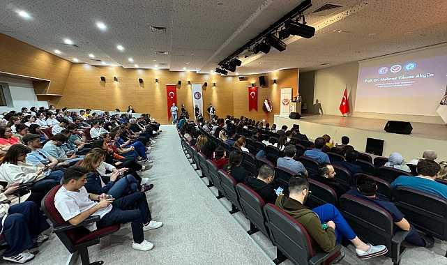 Çanakkale'de Hemşireler Günü Paneli gerçekleşti