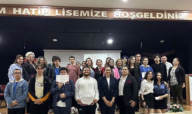 Çanakkale’de İngilizce münazara yarışmaları