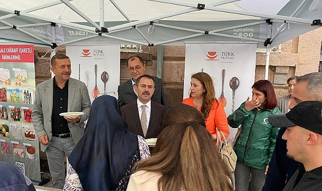 Çanakkale'de "Türk Mutfağı Haftası"nda keşkek ikram etkinliği