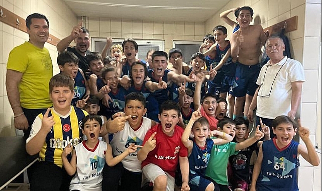 Çanakkale Türk Telekom SK U12 takımı şampiyon oldu