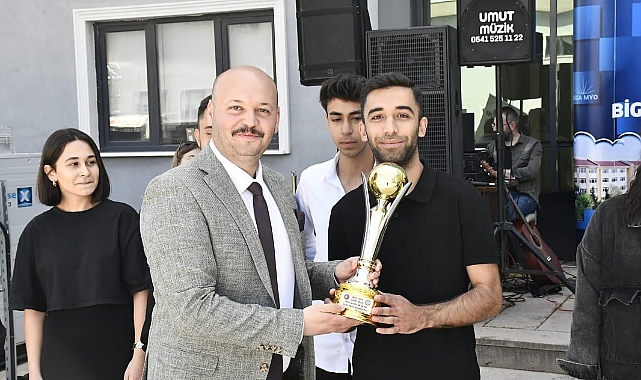 ÇOMÜ Biga Meslek Yüksekokulu'nda kariyer ve bahar etkinlikleri programı düzenlendi