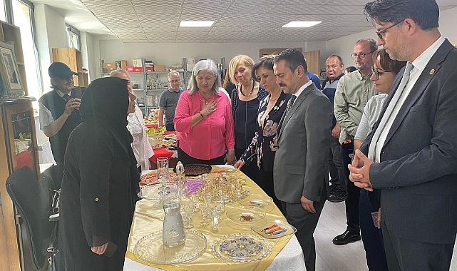 ÇOMÜ’de Cam Atölyesi açılışı