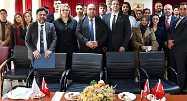 ÇOMÜ’de ‘’Ekonomi ve Finans Eğitim Paneli’’