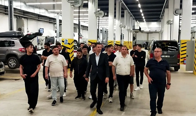 ÇOMÜ öğrencilerinden Çanakkale Avek’e teknik gezi