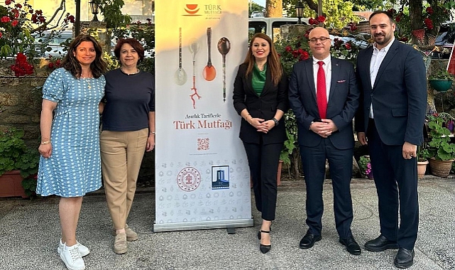 ÇTSO, Türk Mutfağı Haftası kapsamında düzenlenen geleneksel Çanakkale sofrası etkinliğine katıldı