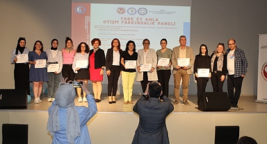 "Fark Et Anla, Otizm Farkındalık Paneli"