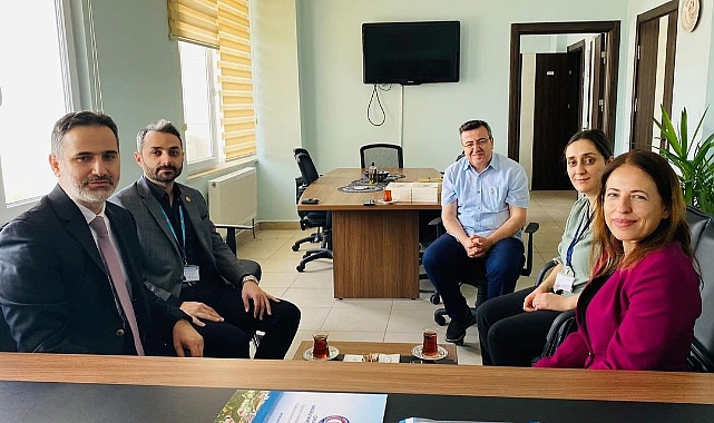 Hemşirelik Paneli'ne destek veren isimlere teşekkür belgesi