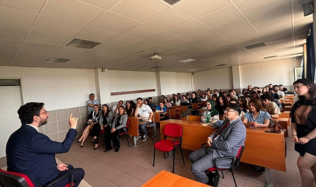 İl Sağlık Müdürü Op. Dr. Gökhan Baştürk Kariyer Günleri’nde