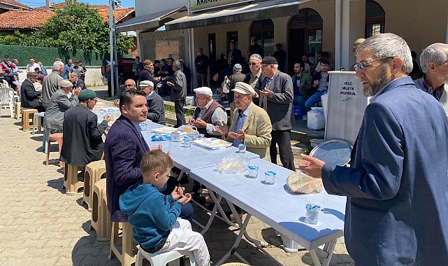 Kaymakam Göktaş köy hayrına katıldı