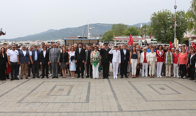 Küçükkuyu'da öğrenciler madalyalarını aldı