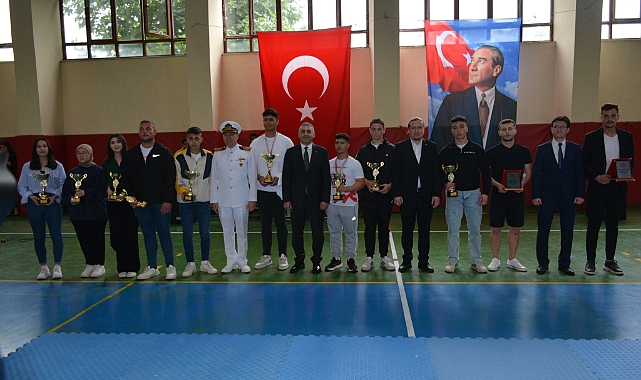 Lapseki'de 19 Mayıs programı devam ediyor