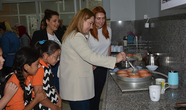 Neşe Öztürk, Türk Mutfağı Haftası etkinliklerine katıldı