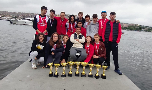 Okul Sporları Kürek Türkiye Birinciliği’nde Çanakkale rüzgârı esti