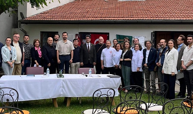 Rektör Erenoğlu, Gastroya Söyleşilerine katıldı
